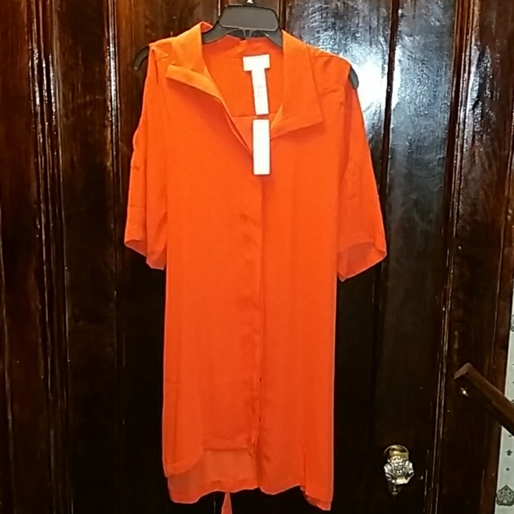 Cold shoulder shirt